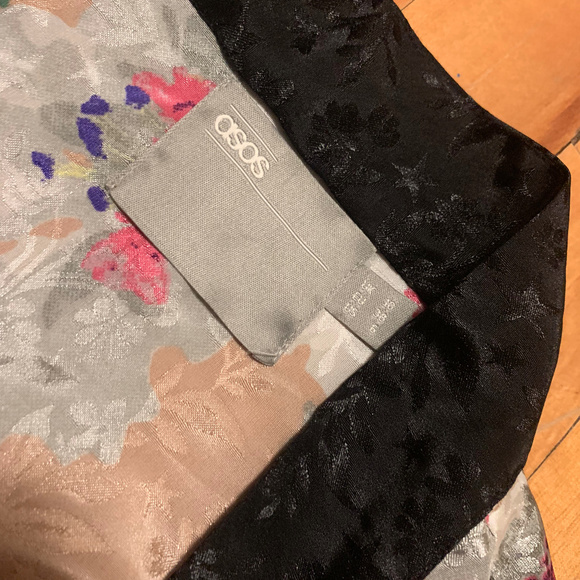 Kimono Style Tie-Up Dress in Light Pink Multi - Picture 3 of 3